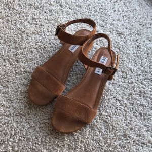 Steve Madden Rusette Suede Sandals